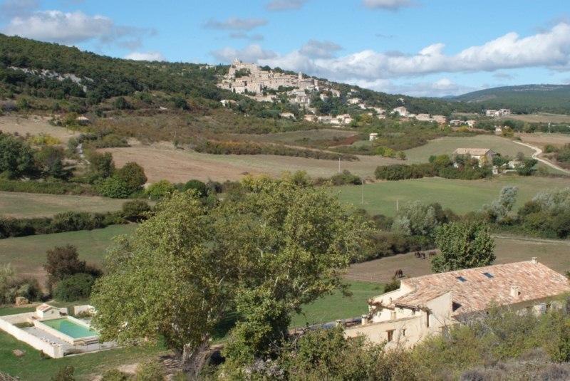 La Fontaine Bed & Breakfast Simiane-la-Rotonde Exterior photo