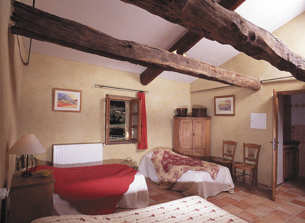 La Fontaine Bed & Breakfast Simiane-la-Rotonde Room photo